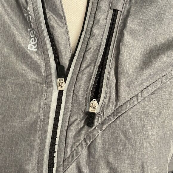 Vintage Reebok Windbreaker - Gray - M - Picture 2 of 6